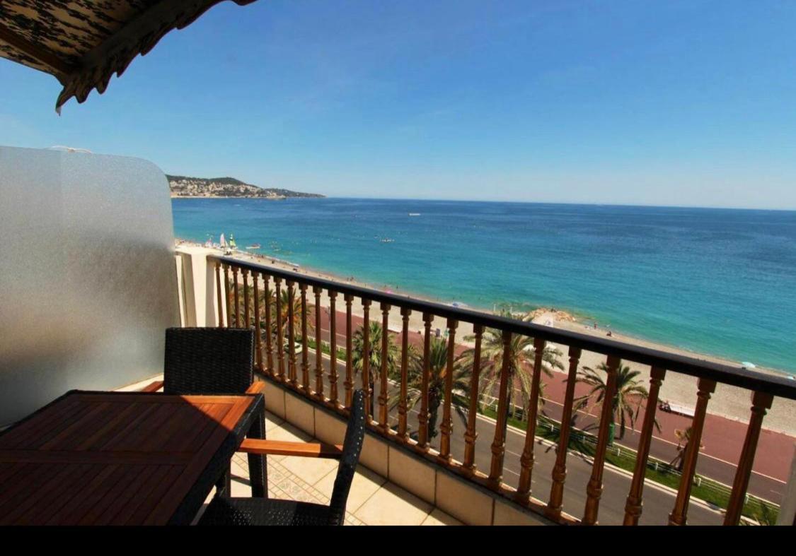 Appartement Front De Mer - Promenade Des Anglais Niza Exterior foto