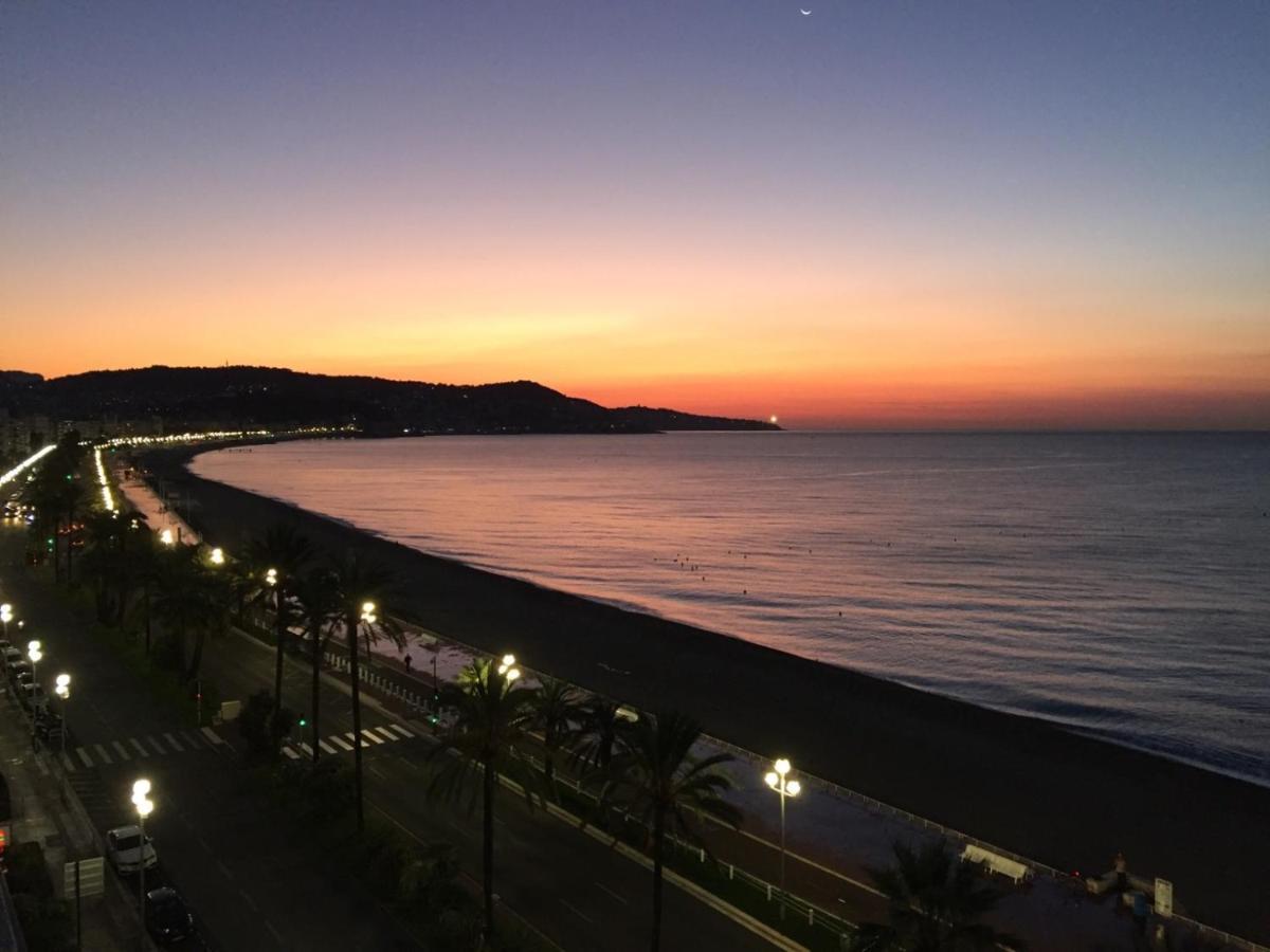 Appartement Front De Mer - Promenade Des Anglais Niza Exterior foto