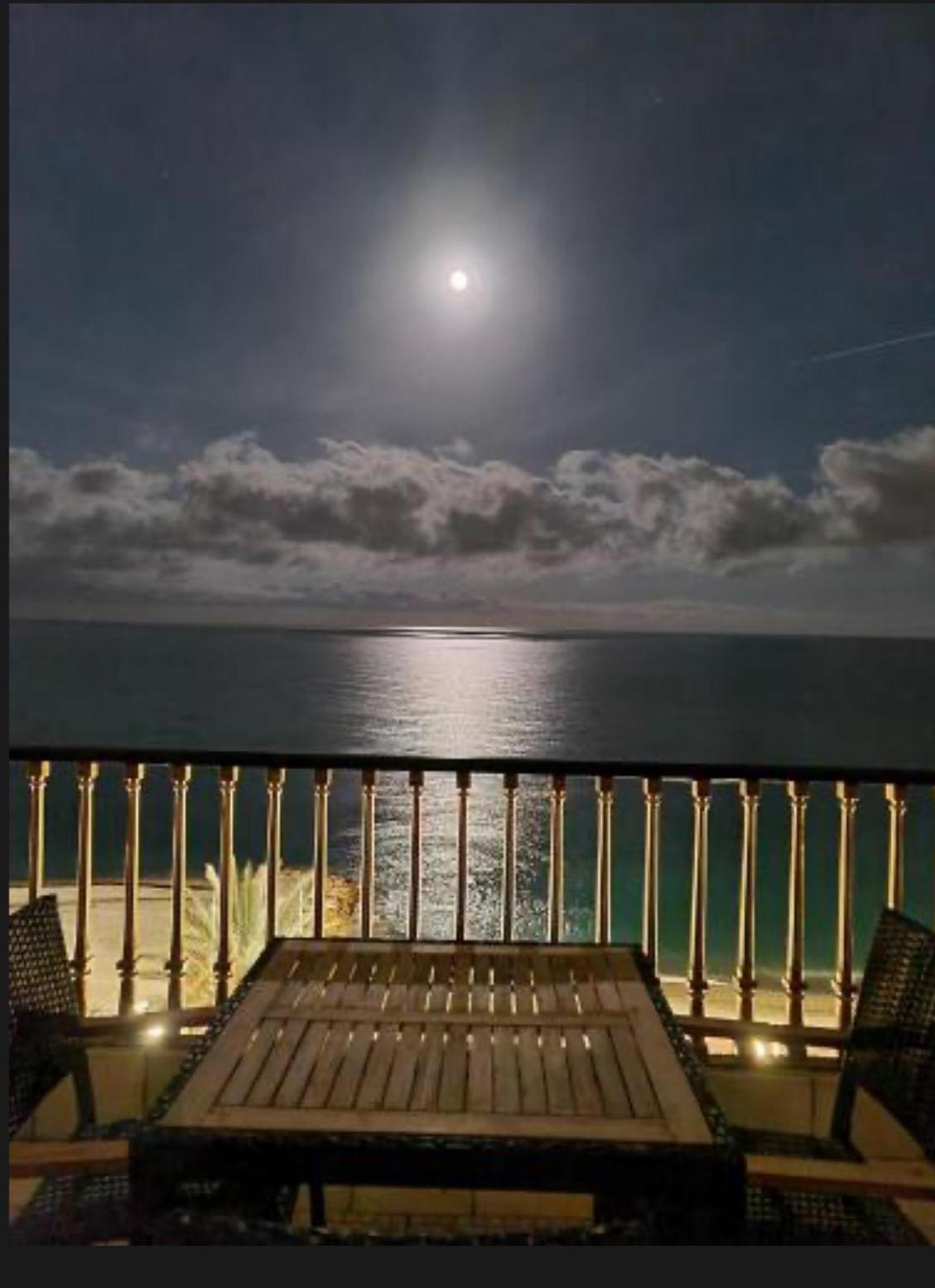 Appartement Front De Mer - Promenade Des Anglais Niza Exterior foto
